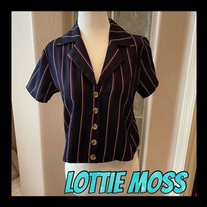 ❤️NWOT❤️LOTTIE MOSS button down collared short top